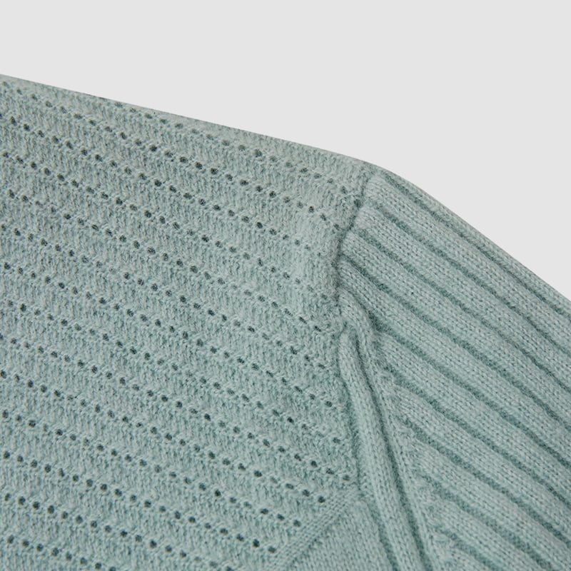 ML2218 V-nyakú csavart egysoros kötött kardigán sziromgombokkal ML2218 V-nyakú csavart egysoros kötött kardigán sziromgombokkal