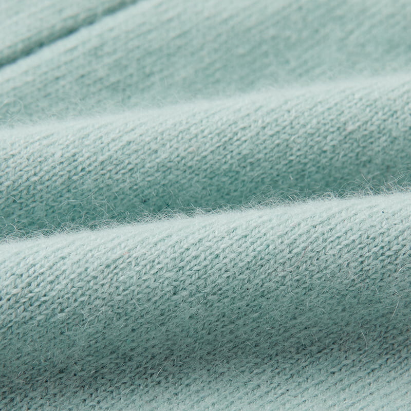 ML2218 V-nyakú csavart egysoros kötött kardigán sziromgombokkal ML2218 V-nyakú csavart egysoros kötött kardigán sziromgombokkal